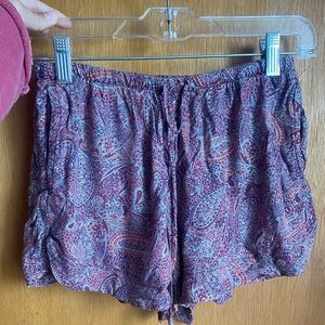 Brandy Melville patterned flowy shorts.